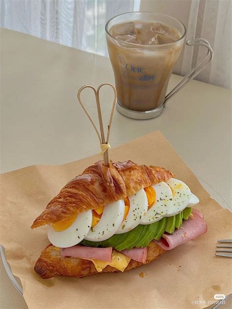 delicious croissant