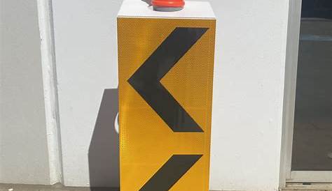 Delineator Road Sign Reflective Plastic Traffic Post Warning