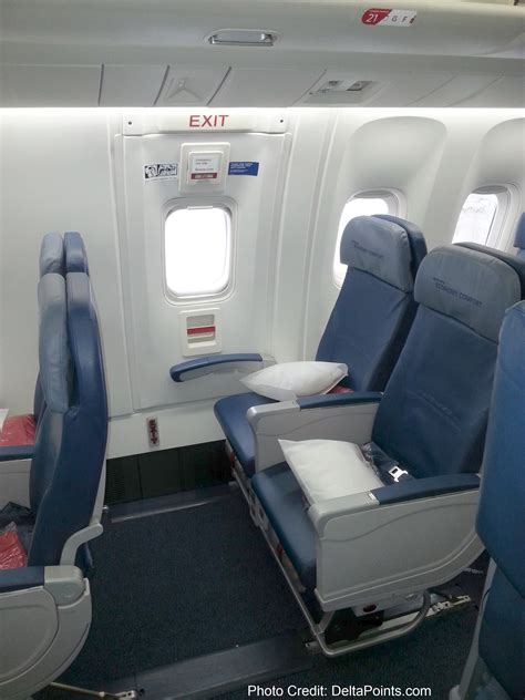 delta 767-300 best seats