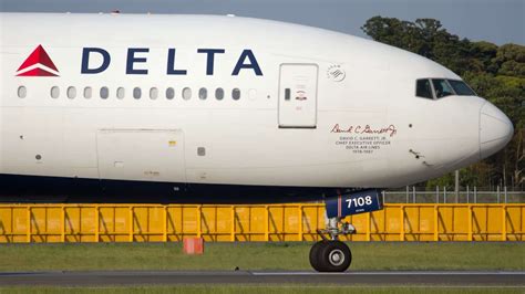 delta airline flight reservation booking
