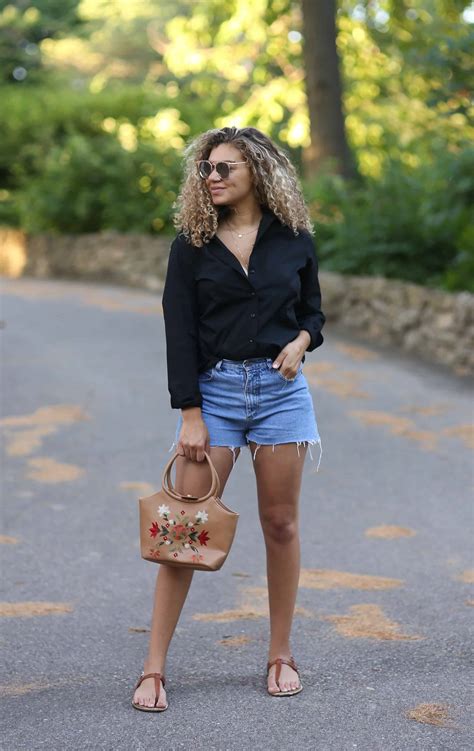 25 Stylish Summer Denim Shorts Outfit Ideas Inspired Beauty