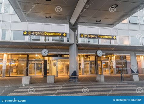 departures from copenhagen airport