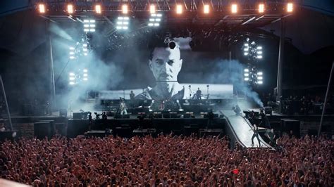depeche mode memento mori koncert