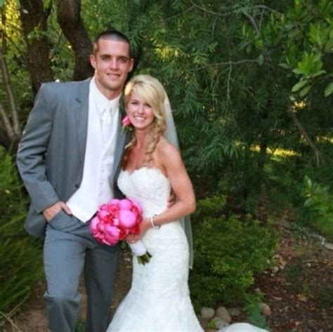 20+ Derek Carr Wedding