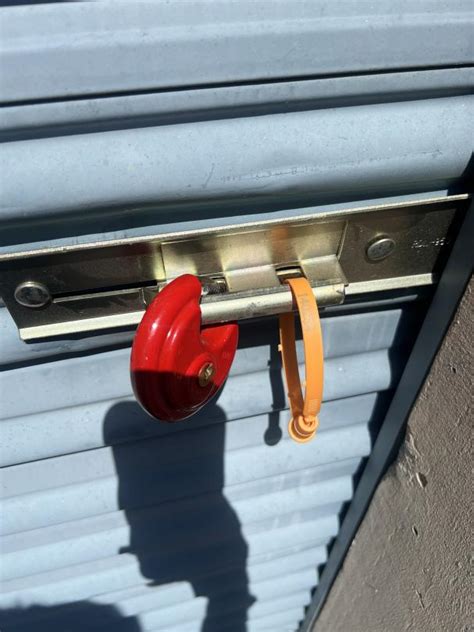 des moines storage unit auctions