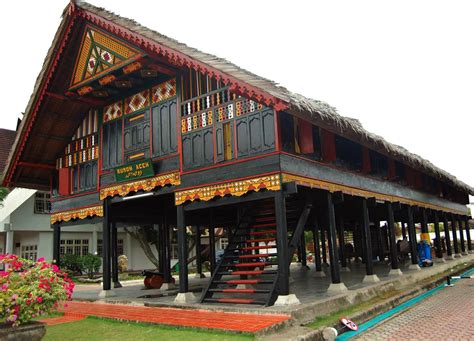Desain Rumah Adat Aceh