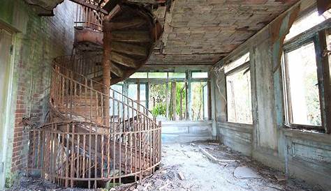 Deserted Places In America 13 Of The Spookiest Ghost Towns Most Haunted