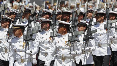 desfile de las fuerzas armadas 2023
