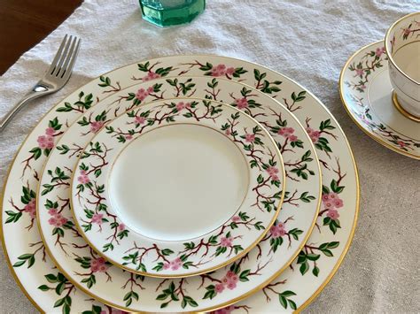 Design Tableware For Party