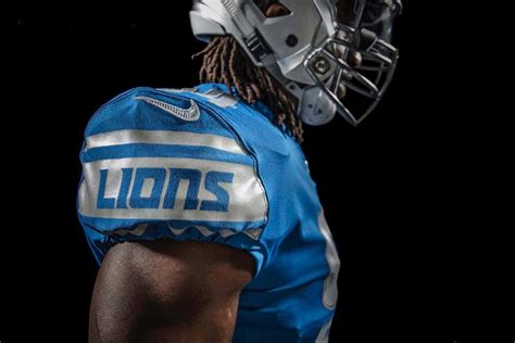 detroit lions uniform change