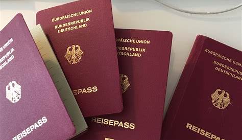 Studie zu Einbürgerung: Deutscher Pass zahlt sich aus - taz.de