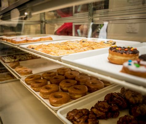 5 Top Donut Shops In Columbus Donut shop, Wholesale food, Food suppliers