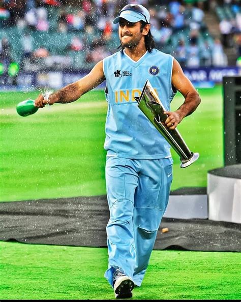 dhoni 2007 world cup