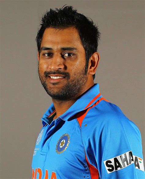 dhoni age and height