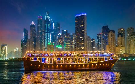 dhow cruise tips
