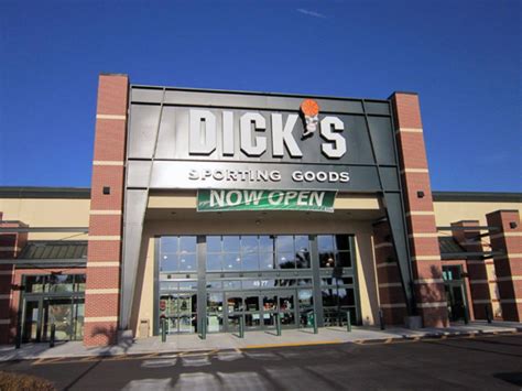 dick's sporting goods ft myers