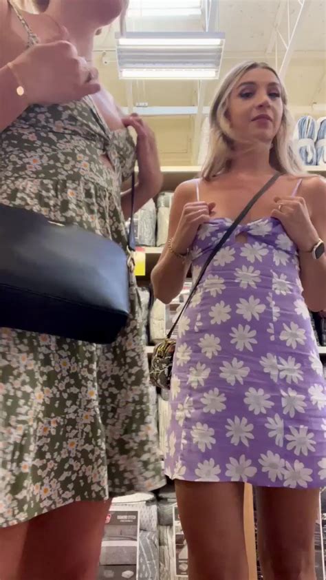 dickflash in store