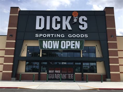 dicks sport store women's