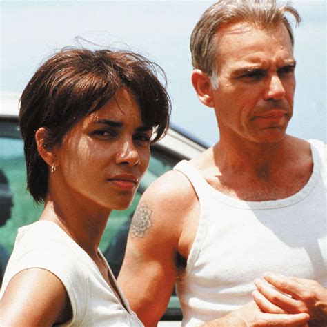 did billy bob thornton penetrate halle berry