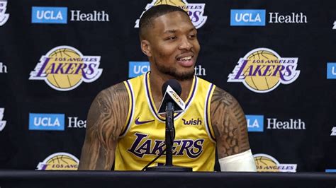 did damian lillard get traded to the lakers