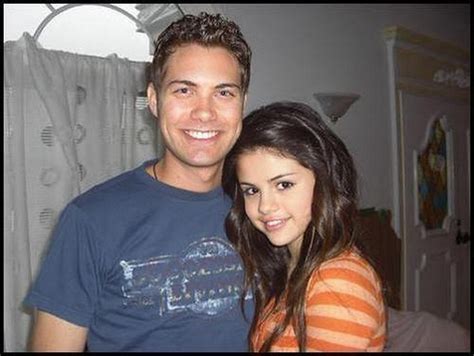 did drew seeley and selena gomez date