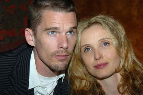 did ethan hawke and julie delpy date
