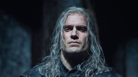 did henry cavill quit the witcher