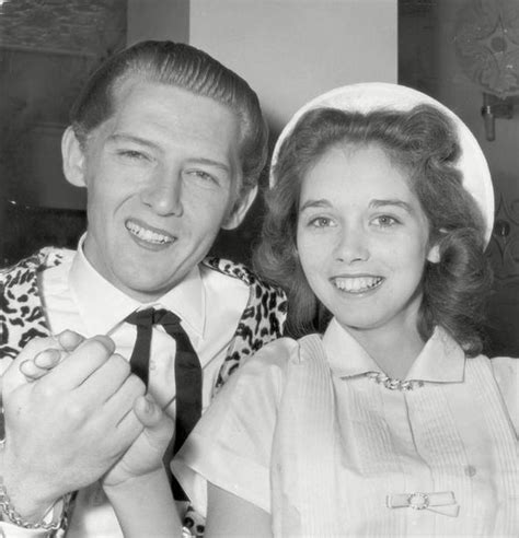 did jerry lee lewis marry his cousin