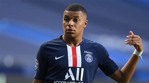 did mbappe resign with psg