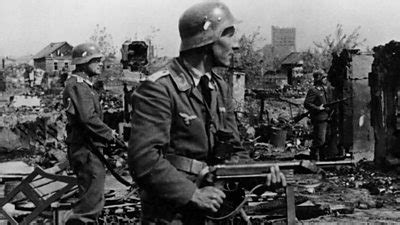 did russia and germany fight together in ww2