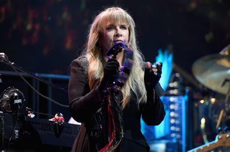 did stevie nicks have a drug problem