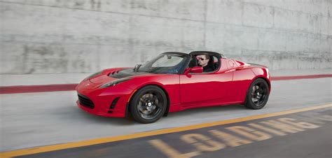 did the tesla roadster come out