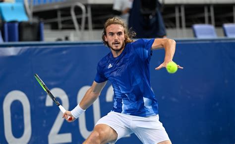 did tsitsipas win his match yesterday