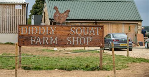 diddly squat farm shop postcode