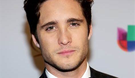 Diego Boneta Diego Photos Photos 2012 MTV Movie Awards Red