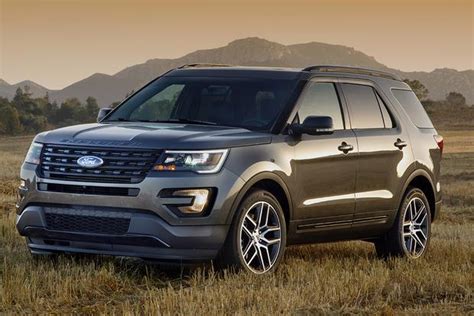 difference between ford explorer models