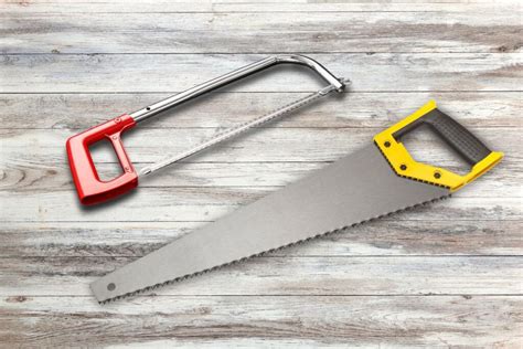 Difference Between Saw And Hacksaw
