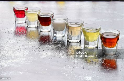 difference liqueur tincture