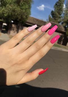 Different Color Pink Acrylic Nails: A Trendy Choice In 2023
