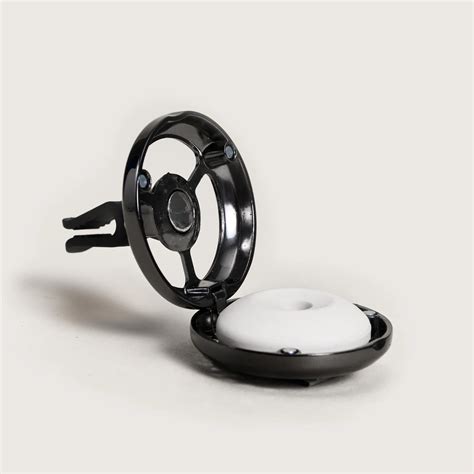 Il miglior diffusore per auto: qualità audio e design Italiano