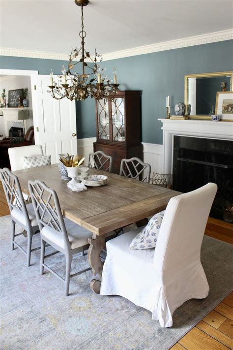 Best Colors for Dining Room Drama Midnight SkyThese bold paint colors