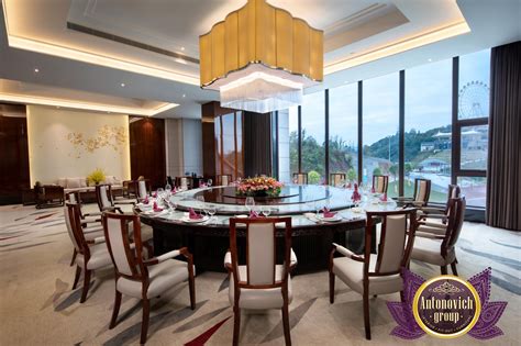 Dining at Hotel Grand De Ville Sorrento