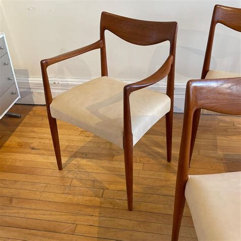 5 Excellent Dining Chairs