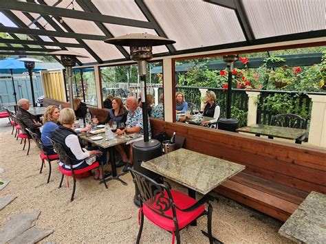 Indulge in Scrumptious Dining Experiences in Aptos, CA: A Guide You Won't Want to Miss