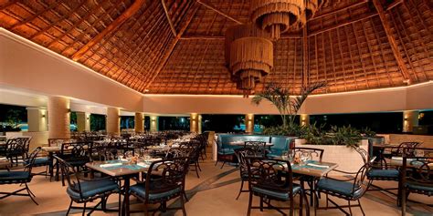 Discover the Ultimate Dining Experience in Cancun: Culinary Delights Await