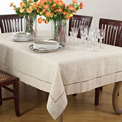 dining room table cloths