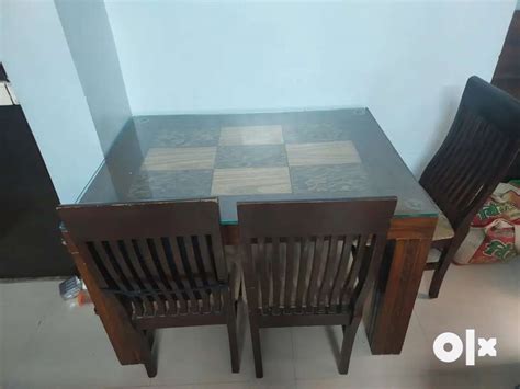 Dining Table Chairs Olx