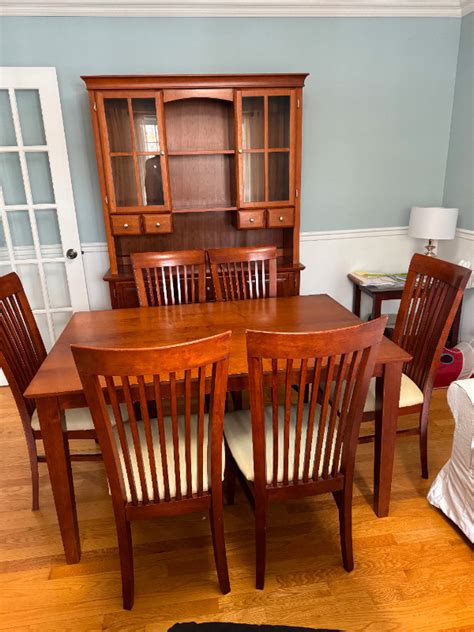 Dining Table Set Kijiji.ca