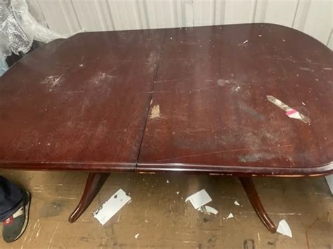 Dining Table That Doesn't Scratch