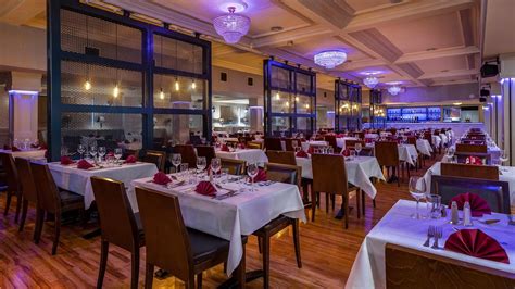 Unveil the Culinary Treasures of Waterford: A Gourmet Dining Experience